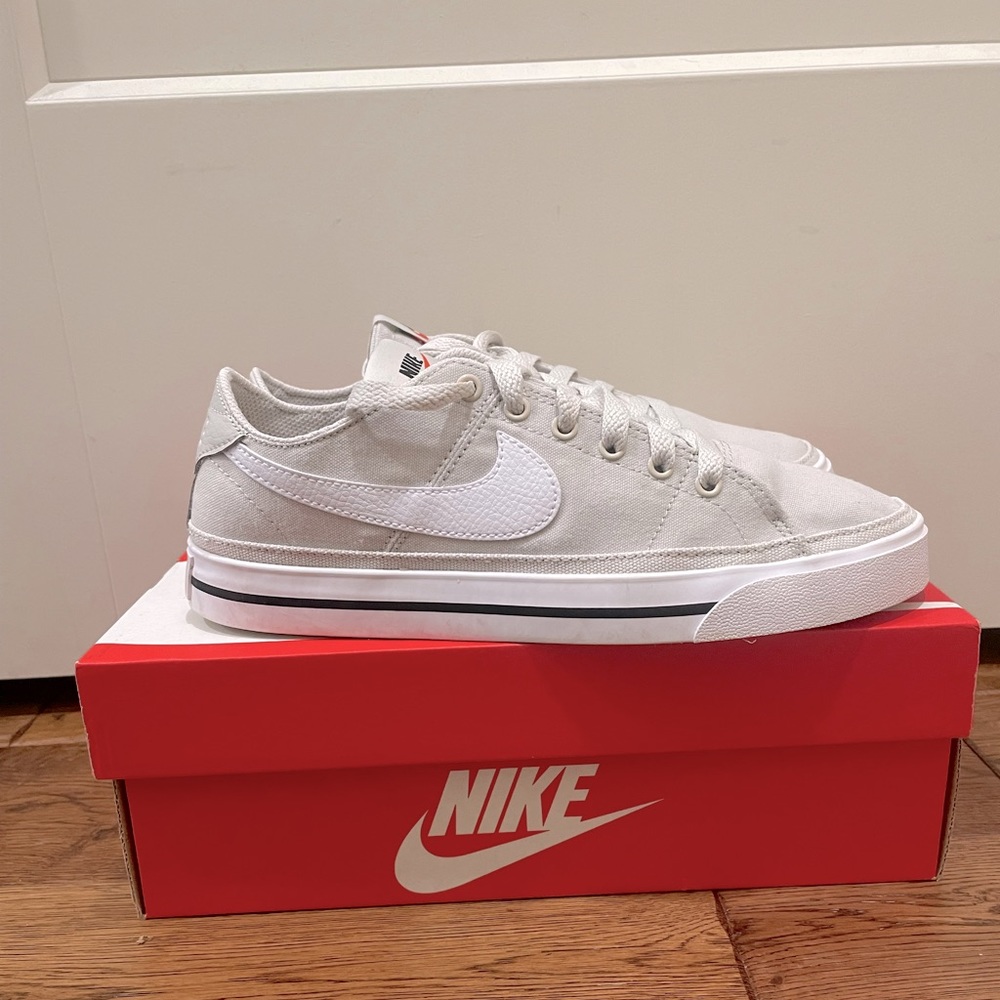 Nike Court Legacy Canvas Women's Shoes, Color: Light Bone White, SIZE 7.5